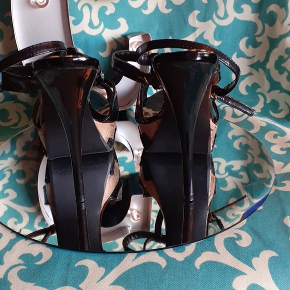 SHOE DAZZLE - BLACK with CORK & LACE HEEL - GORGEOUS SHOE - Picture 6 of 6